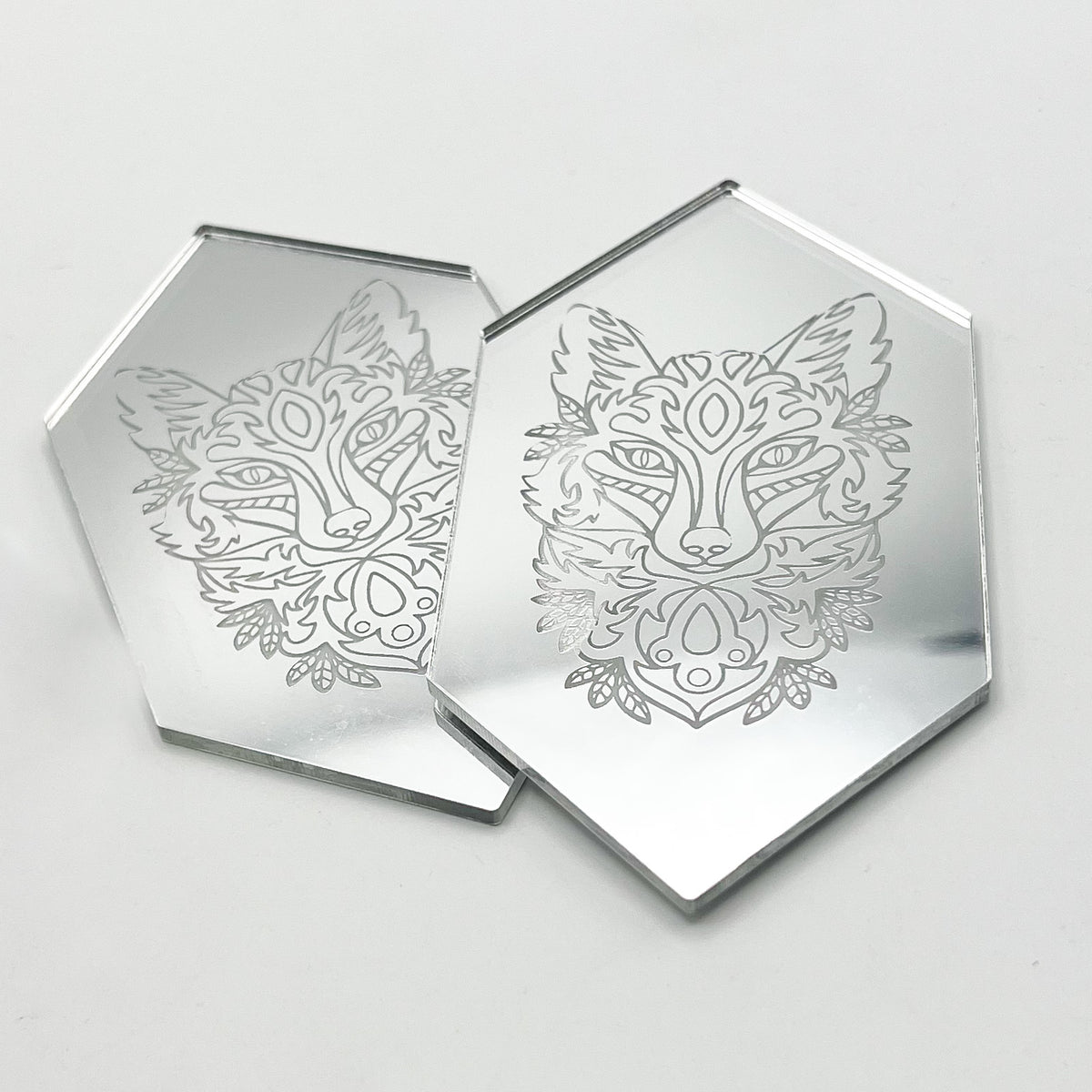 Custom Cut 1/8 & 1/16 Silver Mirror Acrylic Sheets – Von Creative Co.