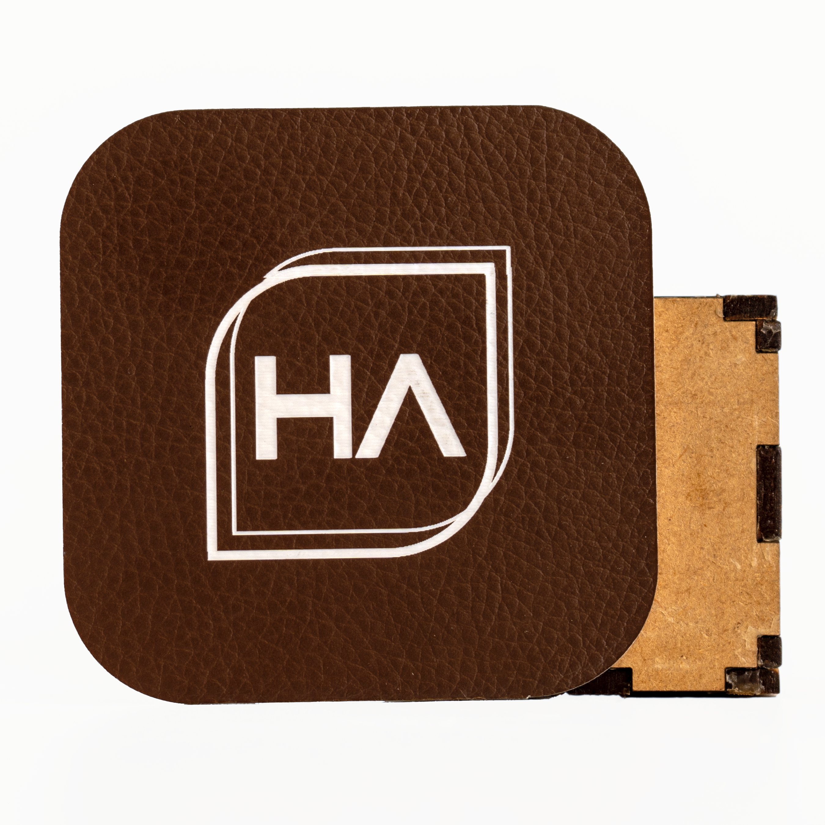 1/16" Two Tone Naturals Tobacco Leather/White
